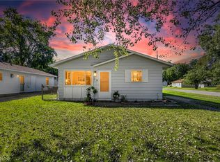 301 Warden Ave, Elyria, OH 44035