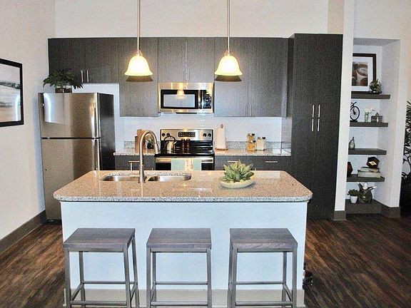 The Addison At Tampa Oaks Apartment Rentals With Virtual Tours Tampa Fl Zillow
