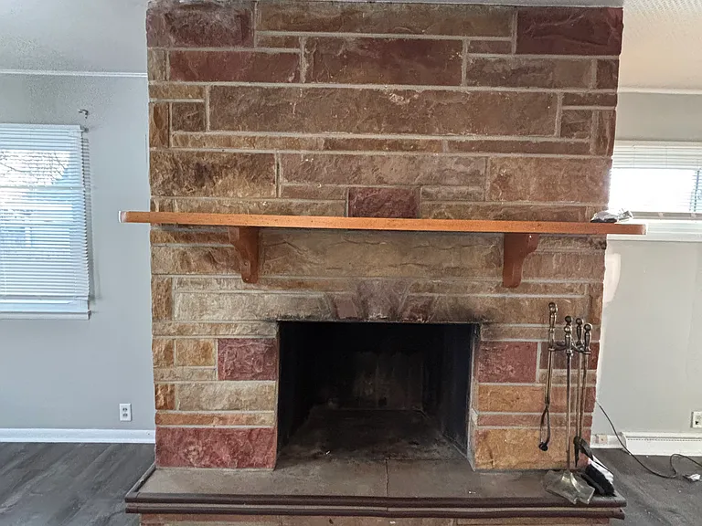737 N Spring St — Photo 11