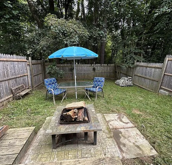 Whispering Pines Rd — Photo 20
