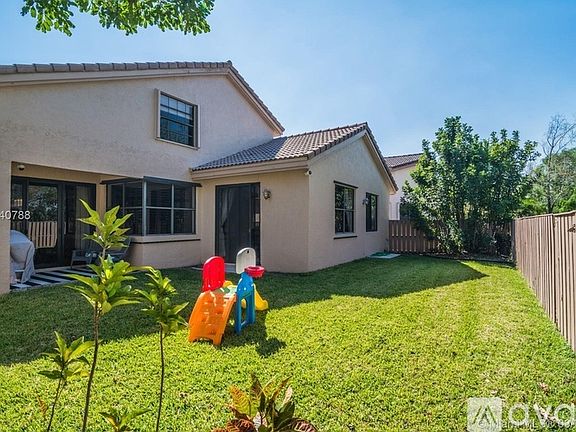 2nd image of 1500 NW 105th Ave