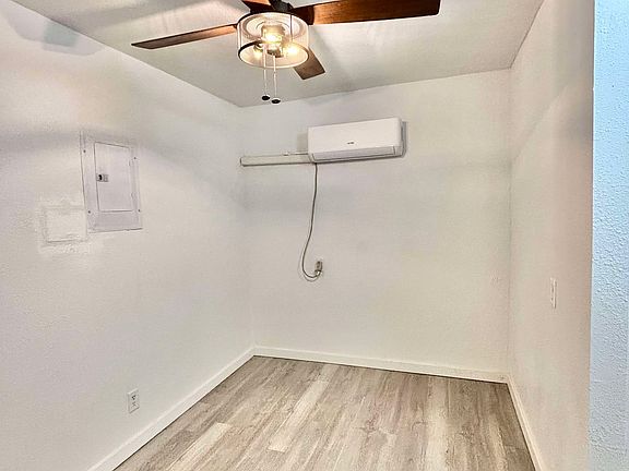 3rd image of 304 N 1st St APT B