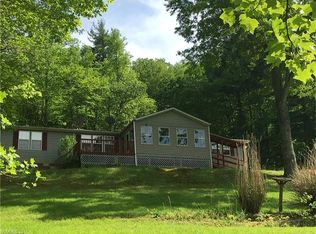 155 McClellan Dr, Spruce Pine, NC 28777