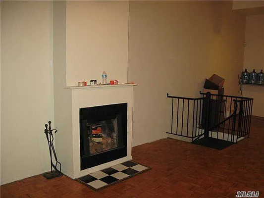 Sold by Laffey Real Estate | media 23