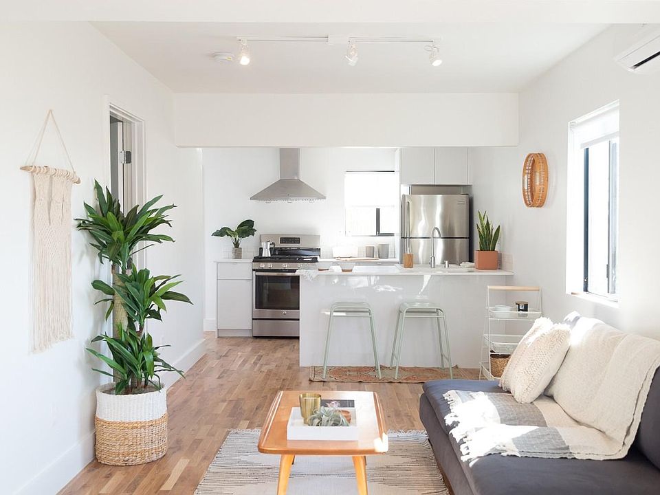 1st image of 1700 Kearney St #1706