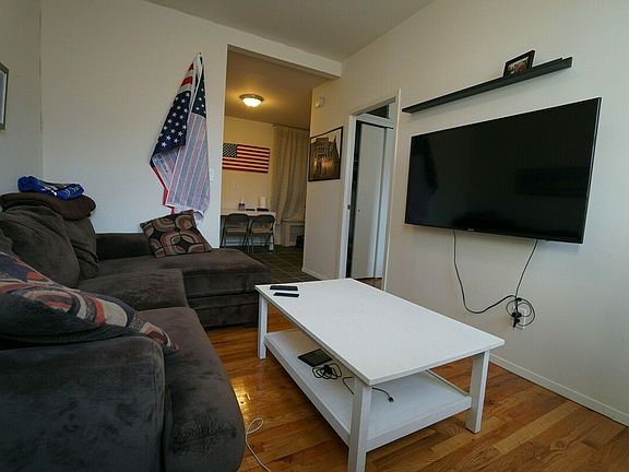 3rd image of 125 Sullivan St #11