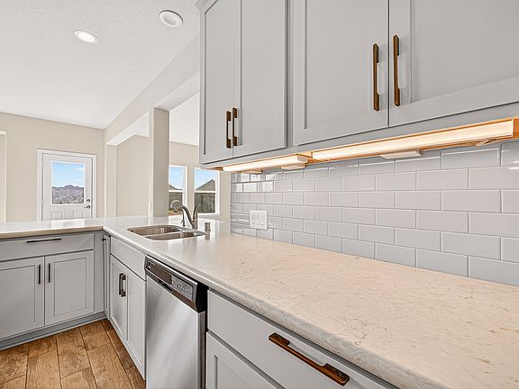 5th image of 9738 Willowmoor Ln