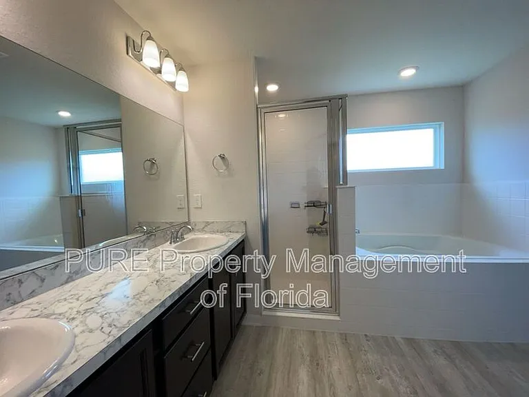 8925 SE 43rd Ave — Photo 15