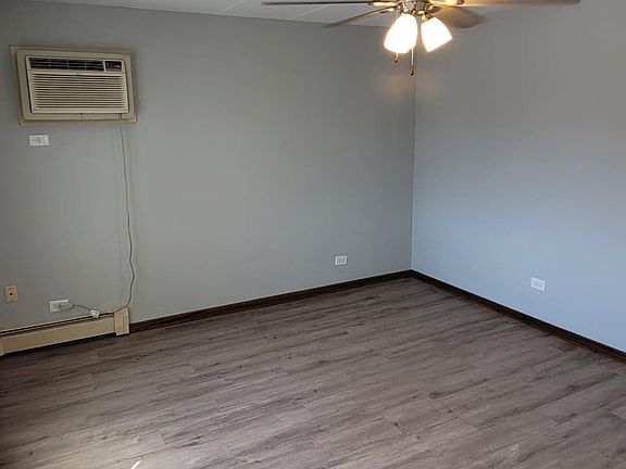 2nd image of 14045 S Kilpatrick Ave #2N