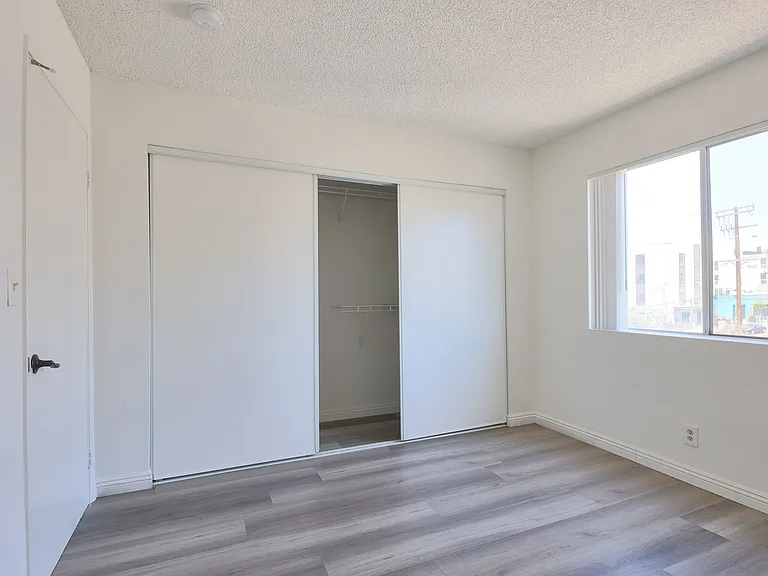 2796 Francis Ave — Photo 21