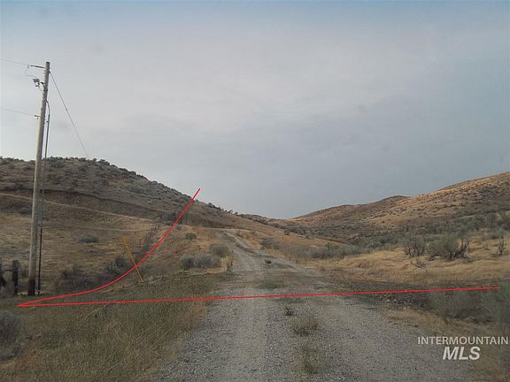 3rd image of 52 Tbd Hwy