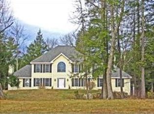 16 Largo Knl, Milford, NH 03055