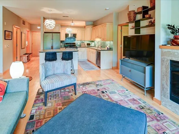 555 South Midvale Boulevard #214, Madison, WI 53711