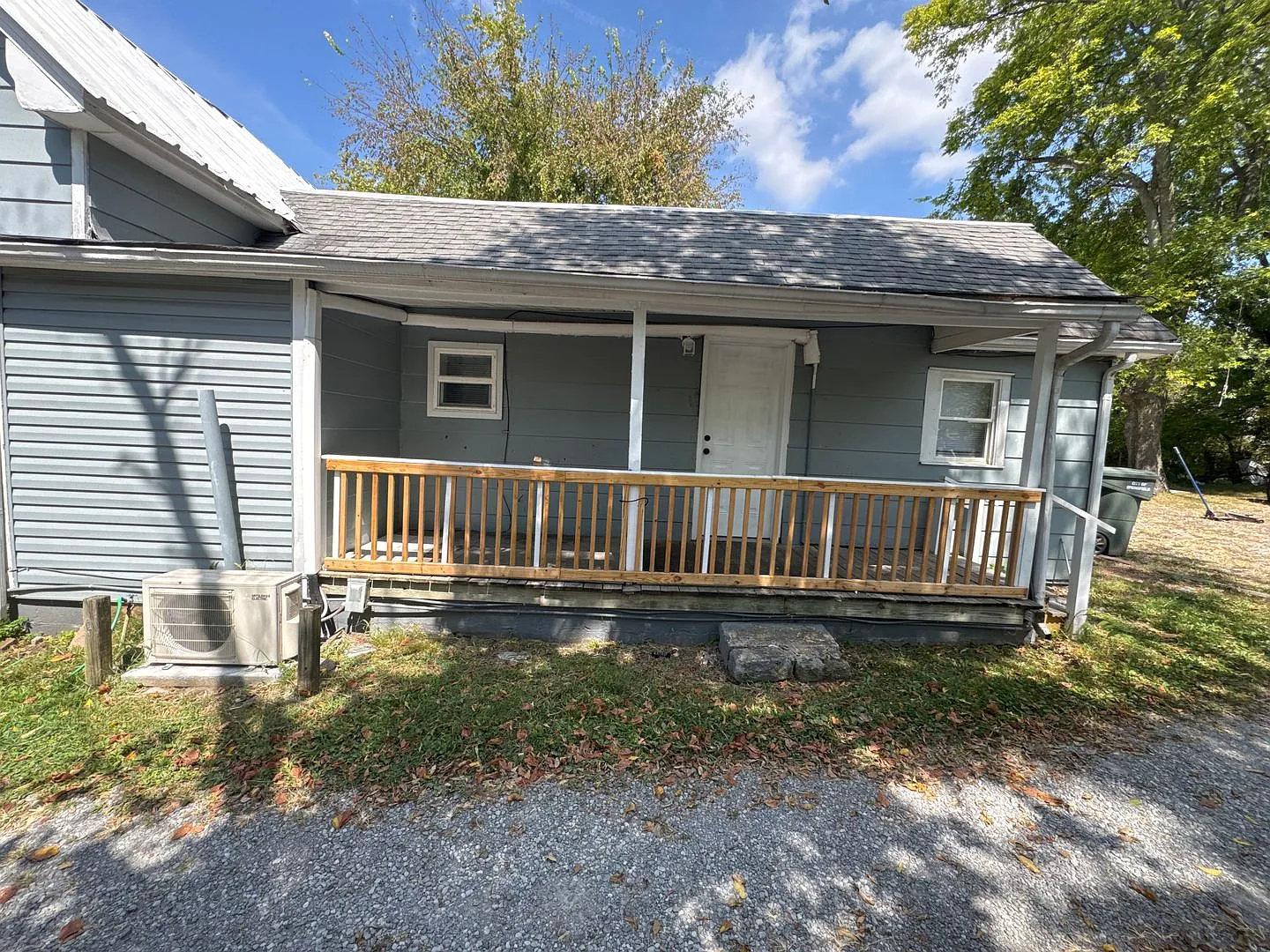 Welcome Home to 2000 Woodland St, Unit B in Springfield, TN! — Photo 2