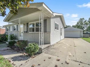 821 Stinson Dr, Saginaw, MI 48604