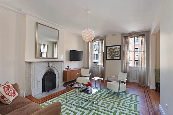 Sold by Corcoran | media 14