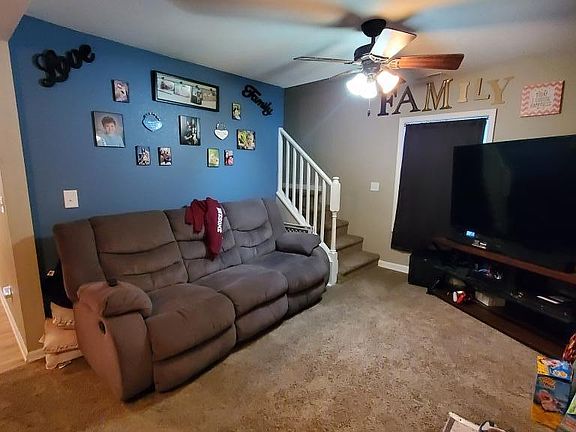 4th image of 607 6th Ave E