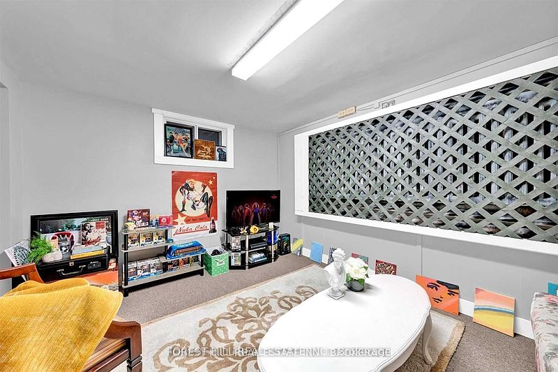 Toronto House for rent - 2 Bedrooms — photo 5