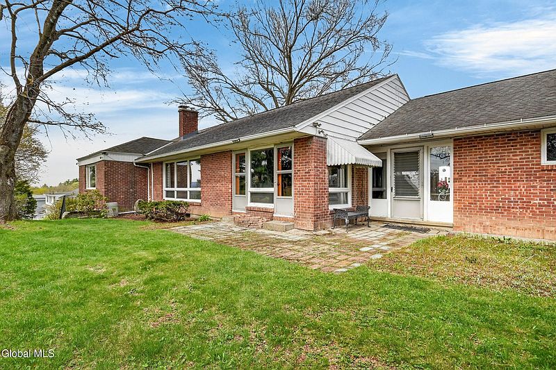 5th image of 43 Coolidge Road