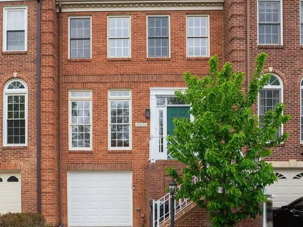 46602 Lynnhaven Sq, Sterling, VA 20165