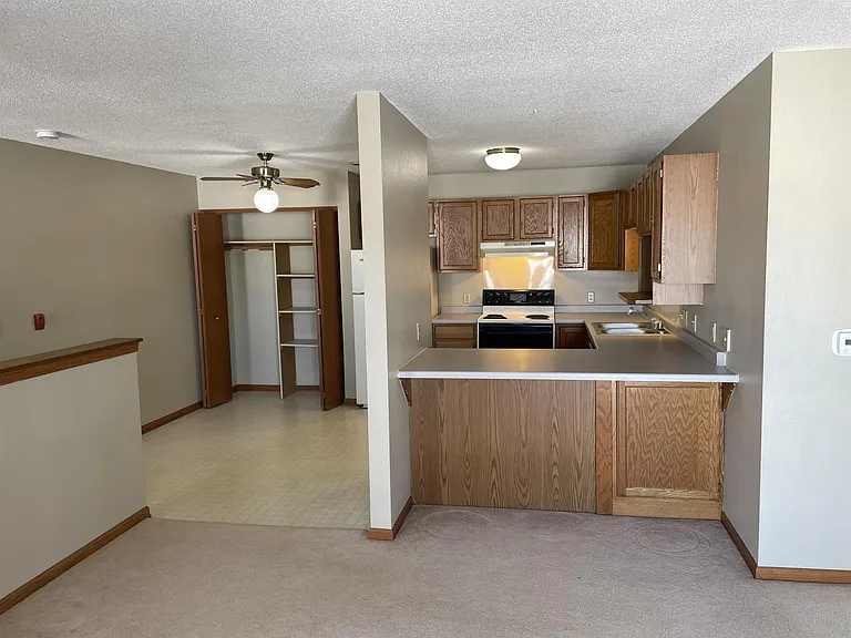 Watertown Fox Creek Apartments — Photo 18