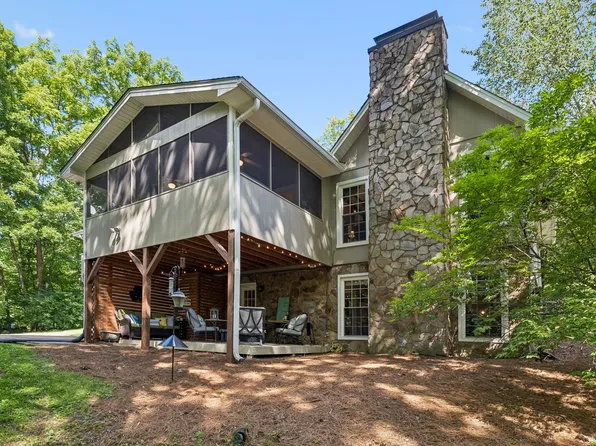 8346 Merrymount Dr, Nashville, TN 37221