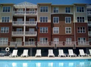 1000 Woodlawn Rd UNIT 111, Charlotte, NC 28209
