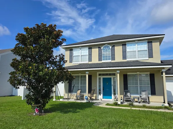 586 Independence Dr, Macclenny, FL 32063