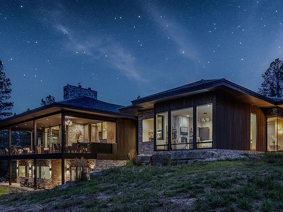 3rd image of 4052 Hidden Valley Drive