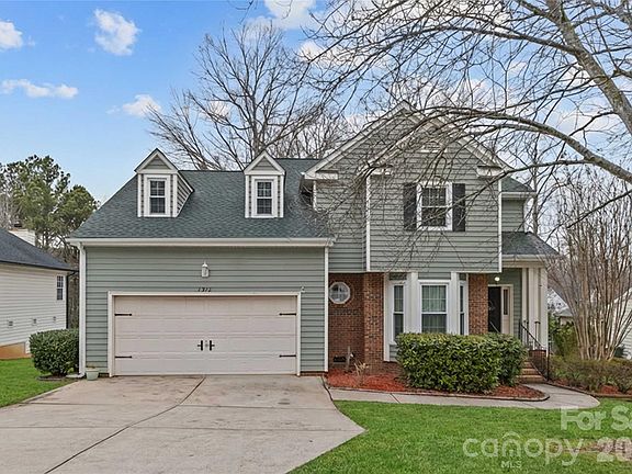 2nd image of 1312 Saint Katherines Way