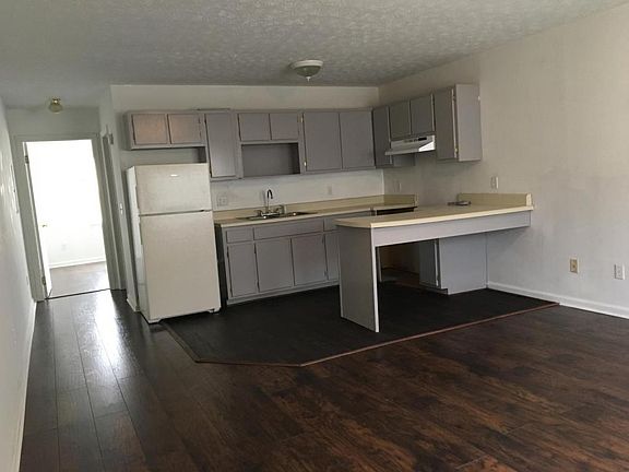 2nd image of 801 E Main St APT 37