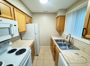 1521 D St #3, Lincoln, NE 68502