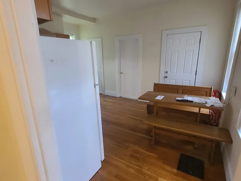 25 Evergreen St #1 — Photo 6