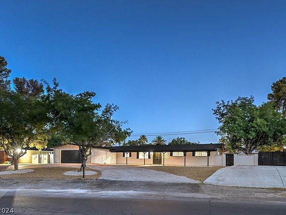 3rd image of 2069 Gabriel Dr