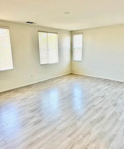 1562 Cheshire Dr — Photo 40