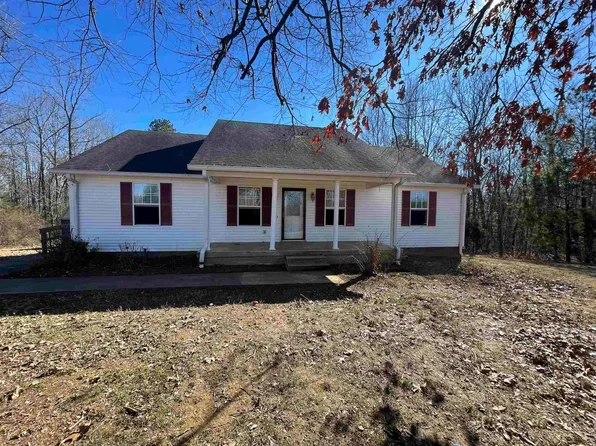 7633 Highway 64 Hwy E, Selmer, TN 38375
