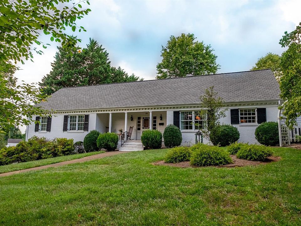1st image of 99 Colonial Ct
