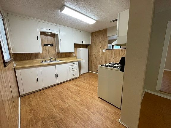 5th image of 845 Rumfield Rd
