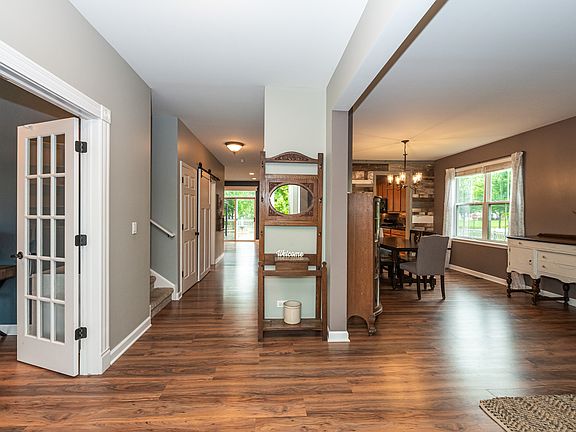 5th image of 2700 Salt Creek Ct