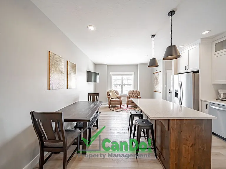 1491 Fremont Ave — Photo 10