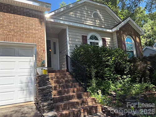 379 Schad Ct SW Photo 1
