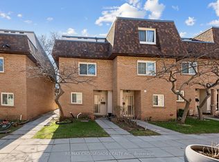275 Manse Rd #57, Toronto, ON M1E 4X8