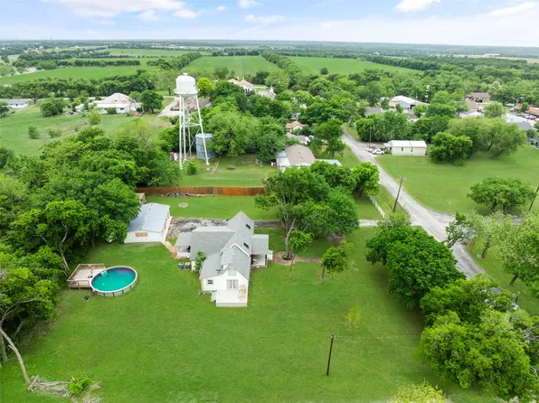 313 Chicken St, Celina, TX 75009