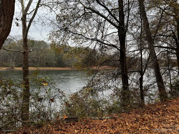 155 Lookout Dam Rd, Statesville, NC 28625