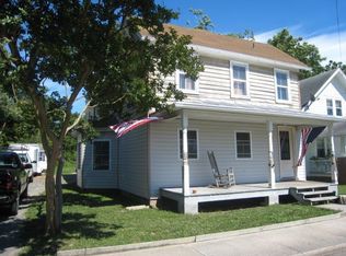 6 Jackson St, Onancock, VA 23417
