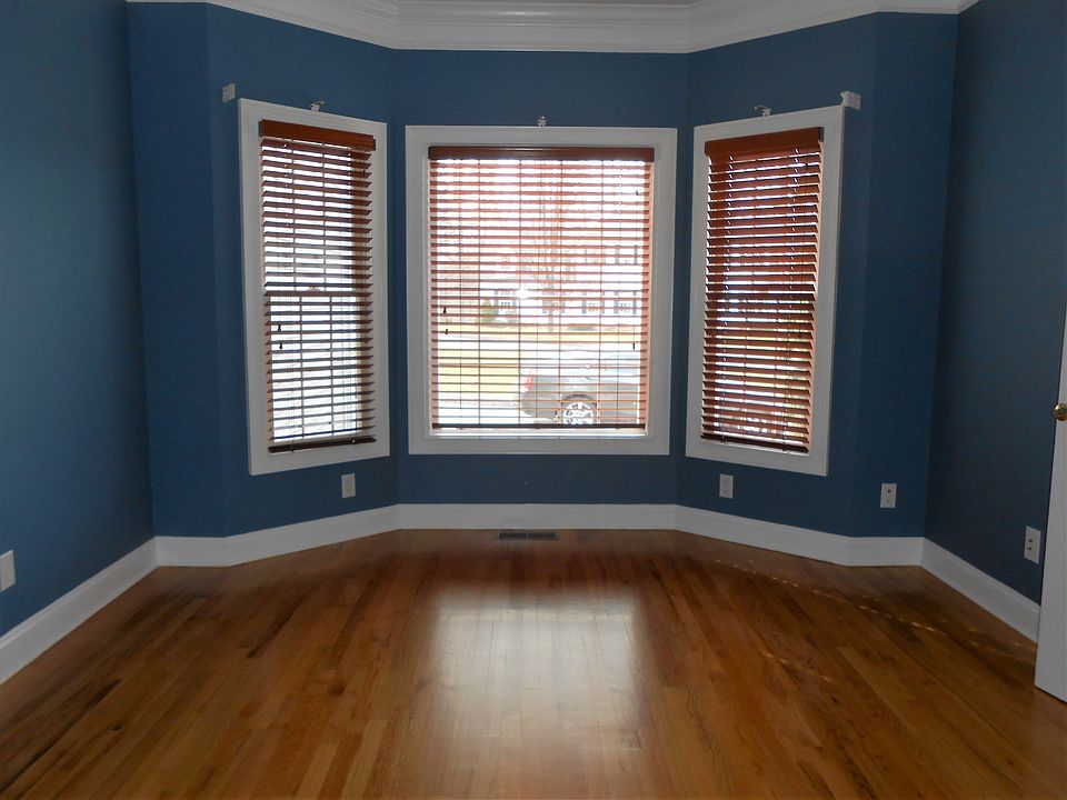 Xlrg 1st Flr Private Office