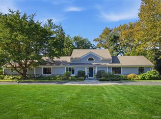 2 Meadow Road, Old Westbury, NY 11568