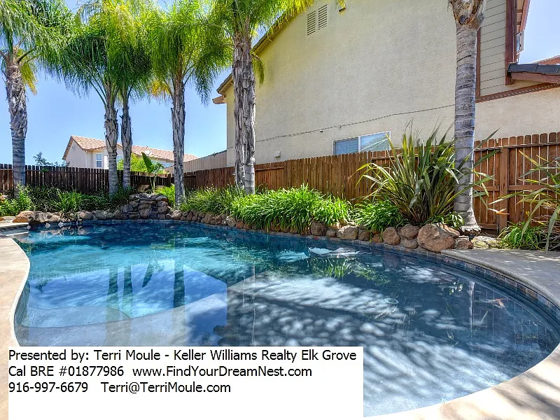 8621 Alissa Way photo 1
