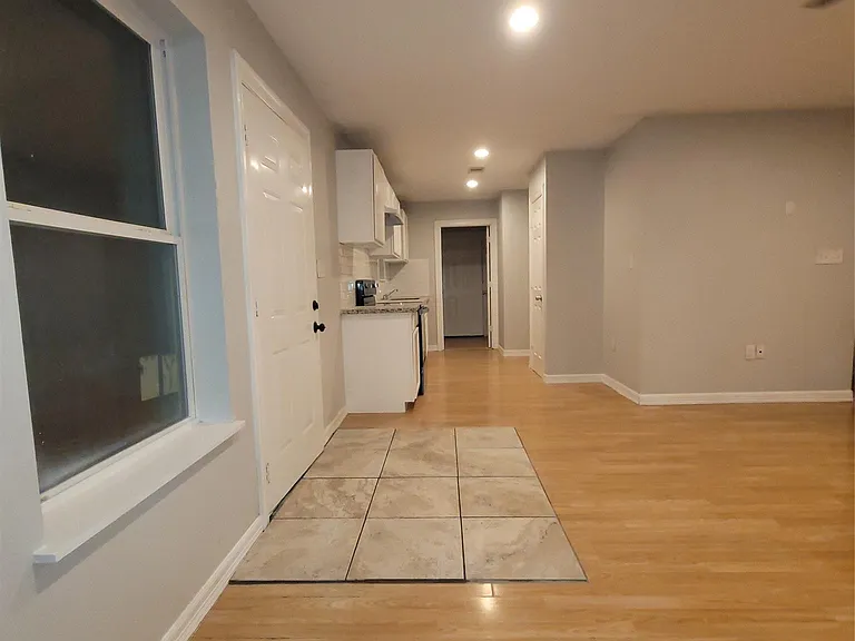 7608 E Magnolia St #B — Photo 6