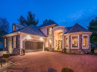 692 Bent Creek Dr, Lititz, PA 17543